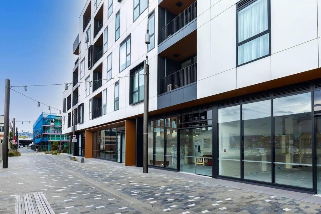 2 Bedrooms Apprtmt Plus Underground Parking In Cbd Christchurch Extérieur photo