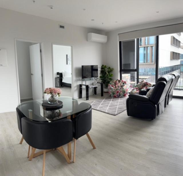 2 Bedrooms Apprtmt Plus Underground Parking In Cbd Christchurch Extérieur photo